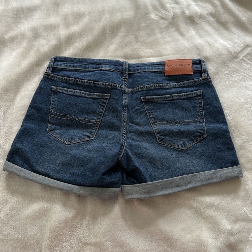 Lucky Brand “The Roll Up” Jean Shorts - Picture 2 of 11